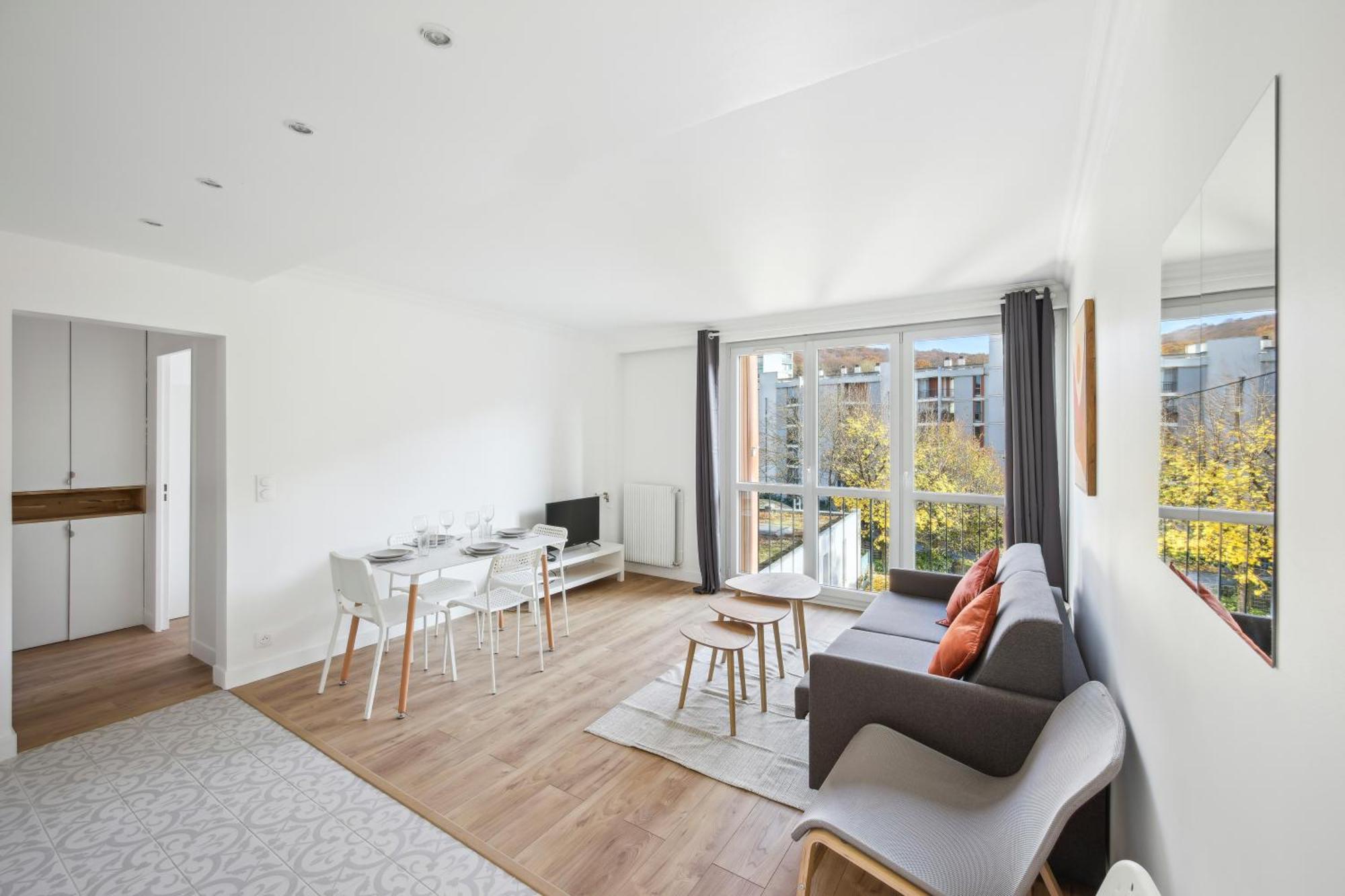 Appartamento Chic Apart With Parking Chaville Esterno foto
